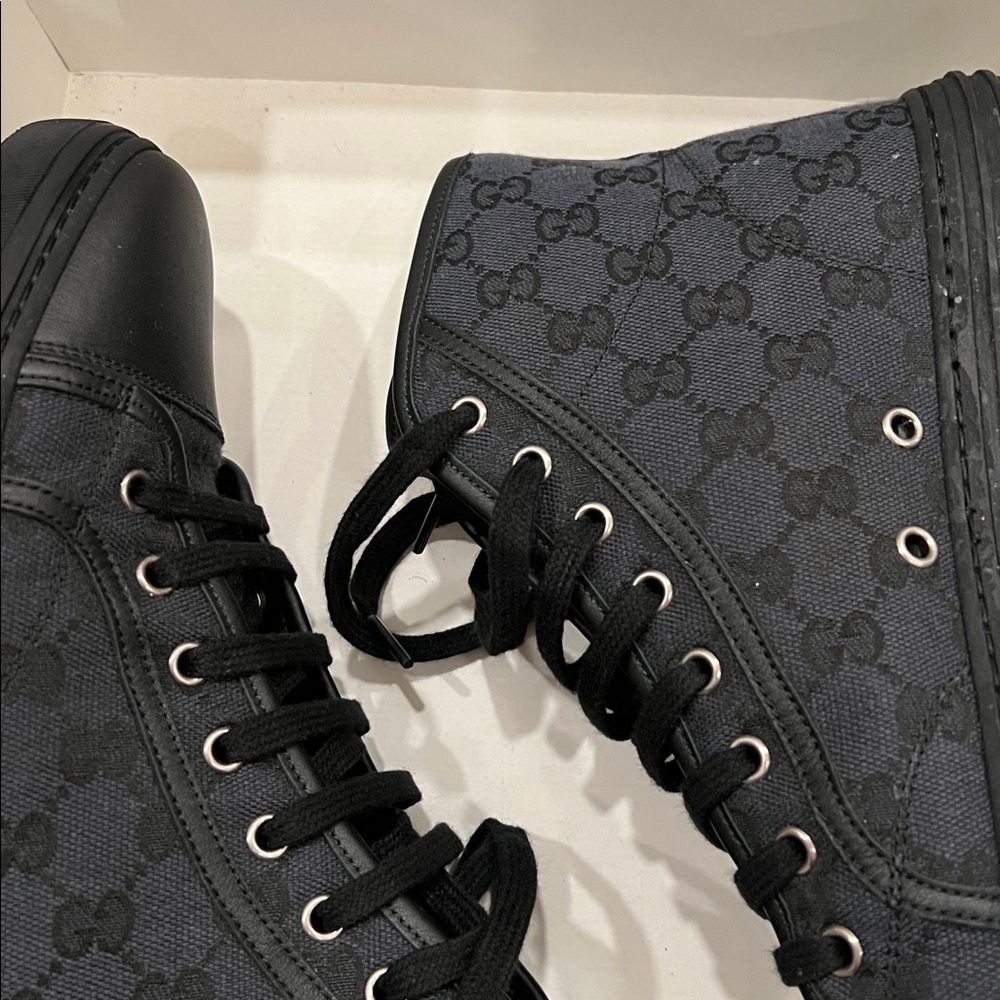 Men’s Gucci high top sneakers - Picture 7 of 9